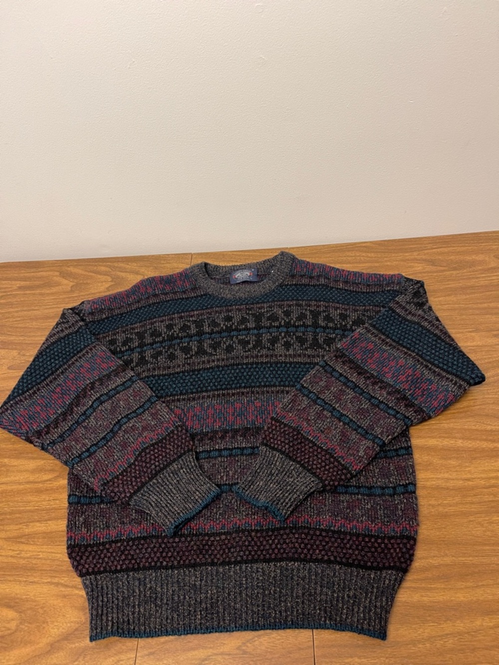 Knightsbridge Vintage Multicolored Knit Sweater